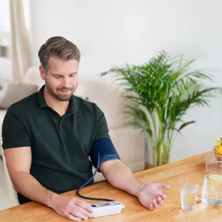 Tensiomètre de bras Veroval - Hartmann 3